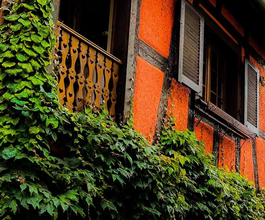 La Maison Rouge Au Coeur De La Ville. Riquewihr Exterior foto